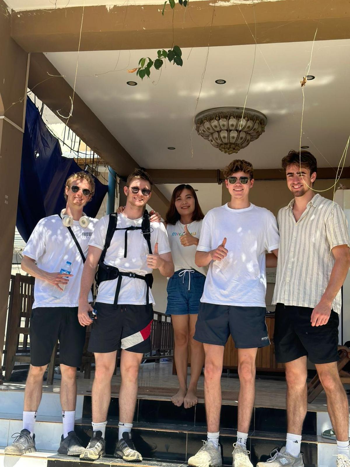 Vang Vieng Global Hostel Екстер'єр фото