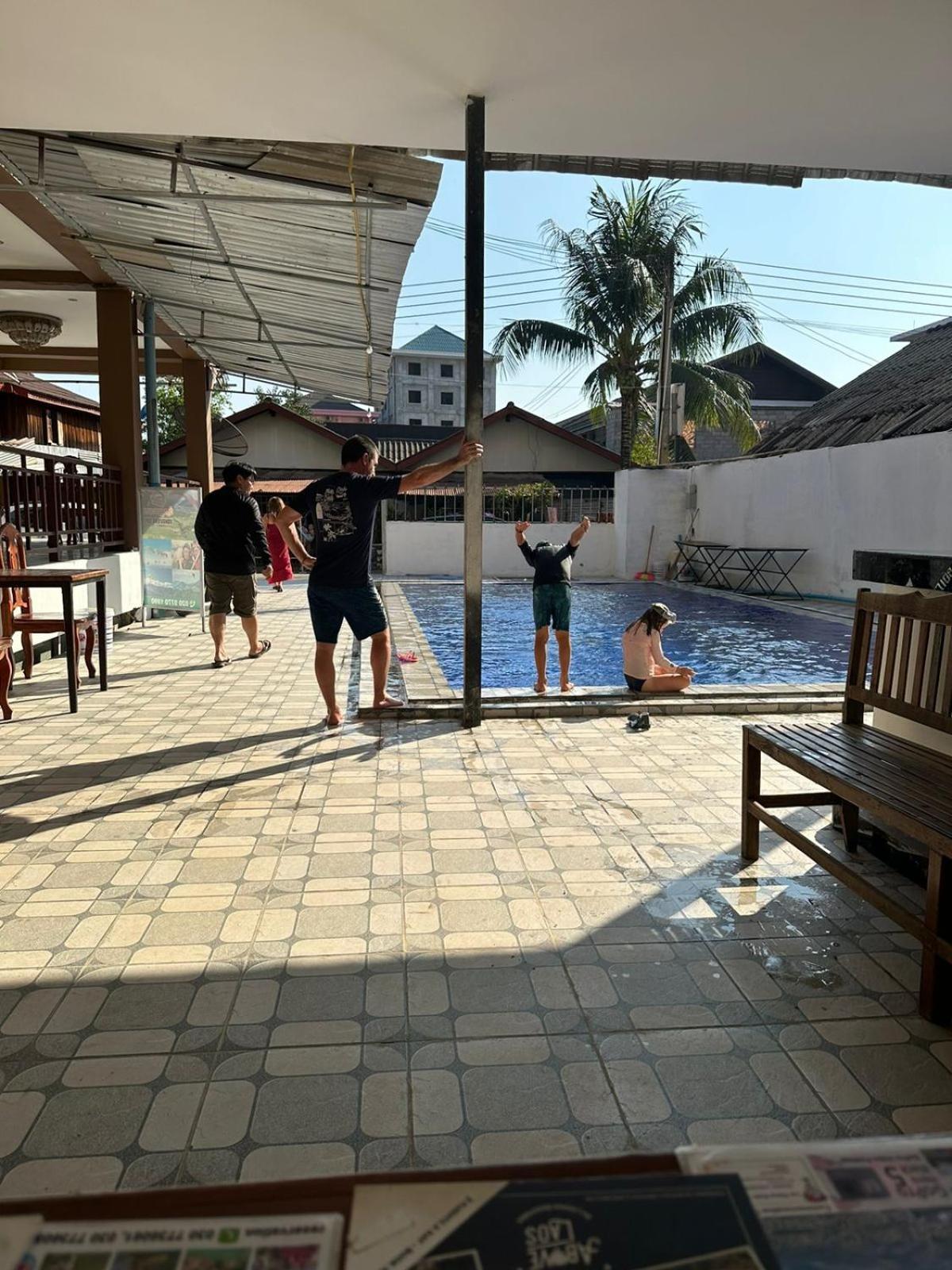 Vang Vieng Global Hostel Екстер'єр фото