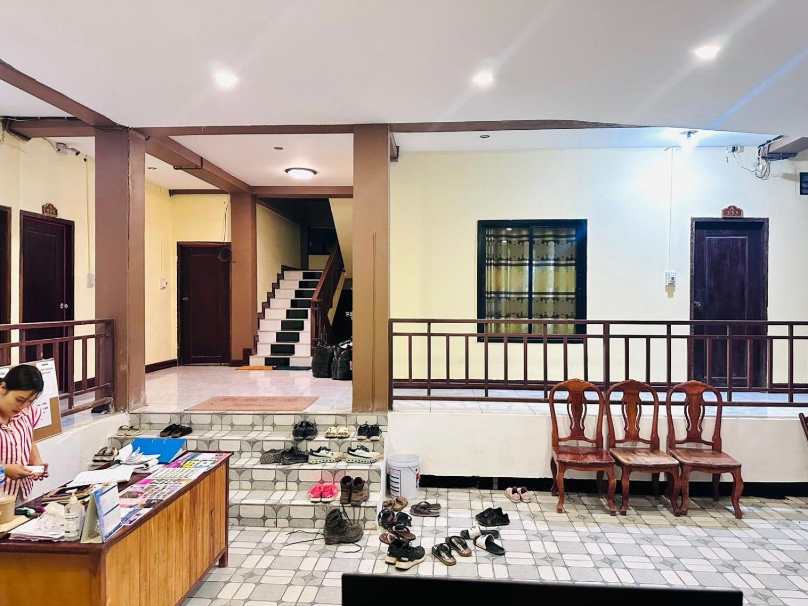 Vang Vieng Global Hostel Екстер'єр фото
