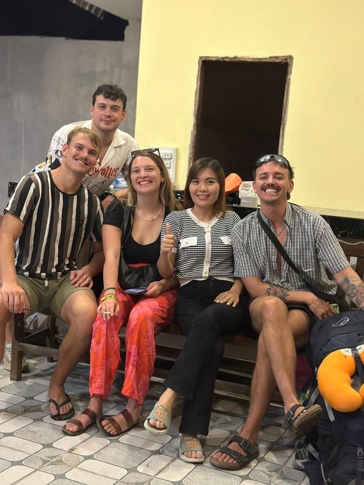 Vang Vieng Global Hostel Екстер'єр фото